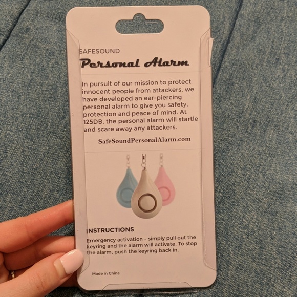 SafeSound Personal Alarm Key Chain - Picture 2 of 2